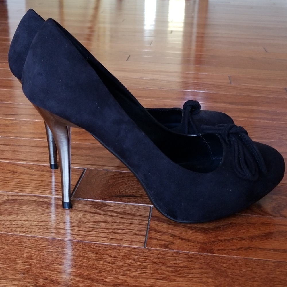 *DONATED* NWOT Sexy black stilettos
